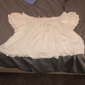 Cropped Off the shoulder shirt